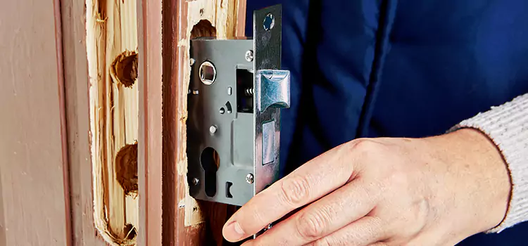 Garage Door Lock Replacement Alabaster